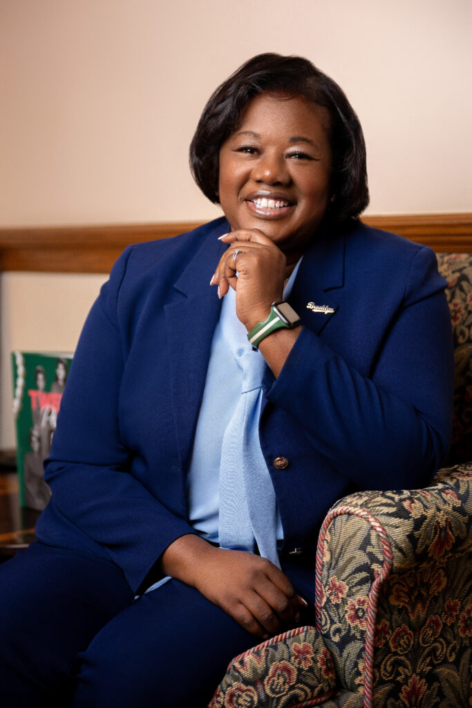 As Deputy Borough President, Kim Council carries out this work on a borough-wide scale, collaborating with faith-based and community leaders to develop answers to some of our borough's most pressing issues, including housing, food insecurity, and crime.
